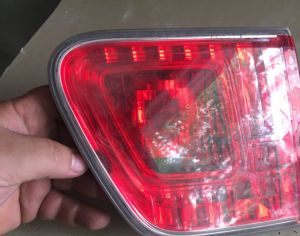 TOYOTA Avensis 2008-2012