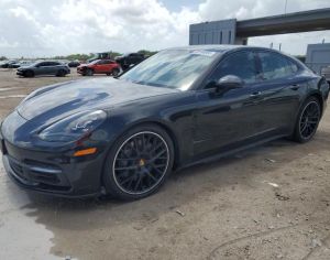 PORSCHE Panamera 2018 3.0 - 11