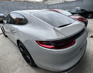 PORSCHE Panamera 2018 3.0 - 4