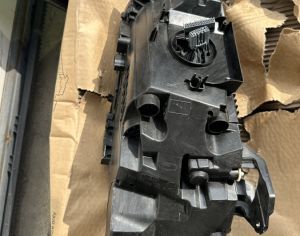 VOLVO XC40 2021-2025 - 4