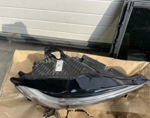 VOLVO XC40 2021-2025 - 5