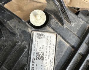 VOLVO XC40 2021-2025 - 6