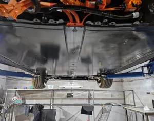 TESLA Model Y 2025-2026 - 4