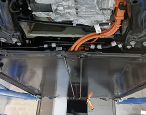 TESLA Model Y 2025-2026 - 5