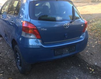 TOYOTA Vitz 2005-2009 - 1