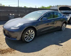 TESLA Model 3 2020 0.1 - 4