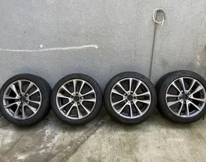 R18 MERCEDES-BENZ E 250 1980-2026
