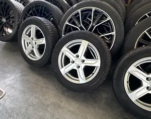 R15 TOYOTA Prius C 2011-2019 - 5