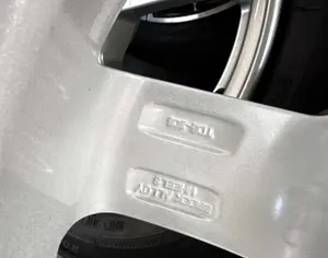 R15 TOYOTA Prius C 2011-2019 - 7