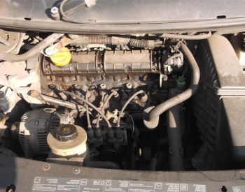 RENAULT Laguna 1996-2000