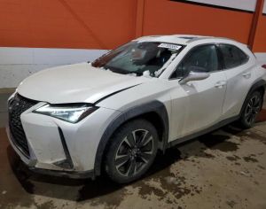 LEXUS UX 2020 2.0