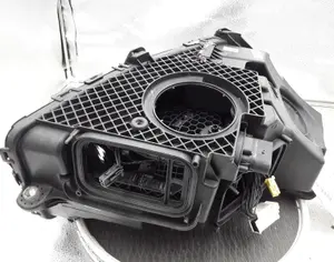 MERCEDES-BENZ GLC 300 2021-2023 - 3