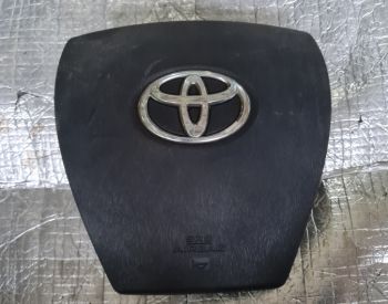 TOYOTA Prius C 2010-2015 - 1