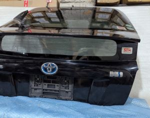 TOYOTA Prius 2016-2018 - 11