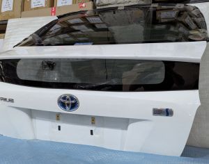 TOYOTA Prius 2016-2018 - 7