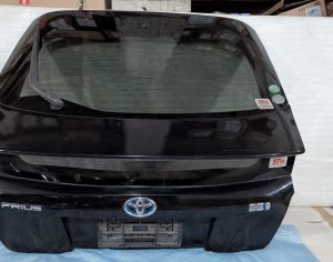 TOYOTA Prius 2016-2018 - 9