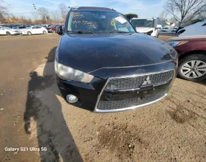 MITSUBISHI Outlander 2010 2.4