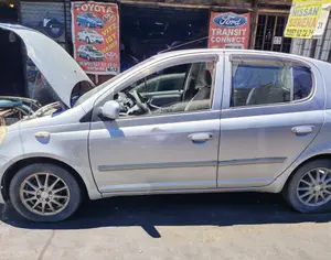 TOYOTA Vitz 1999-2004