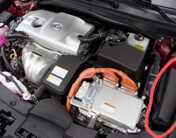 LEXUS ES 330 2013-2021 - 1