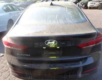 HYUNDAI Elantra 2018 2.0 - 8