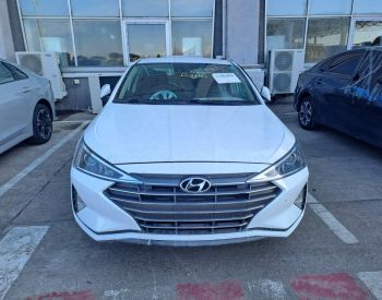 HYUNDAI Elantra 2018 2.0 - 9