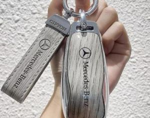 MERCEDES-BENZ C 63 AMG - 9