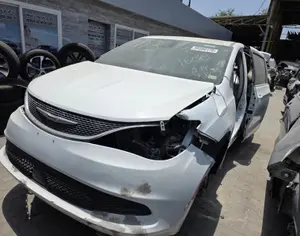 CHRYSLER Pacifica 2023 2.5 - 3
