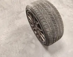 R19  235/40 Все Сезоны