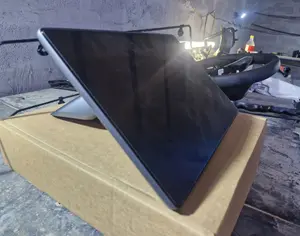 TESLA Model Y 2025-2026