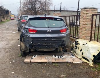 HYUNDAI Elantra GT 2017-2020 - 1