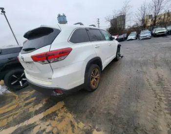 TOYOTA Highlander 2018 3.5 - 1