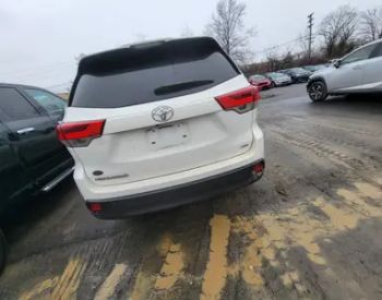 TOYOTA Highlander 2018 3.5 - 8