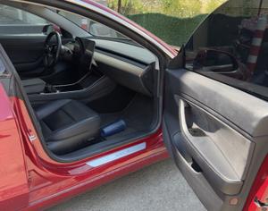 TESLA Model 3 2019 0.1 - 2