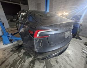 TESLA Model 3 2025 0.1 - 2