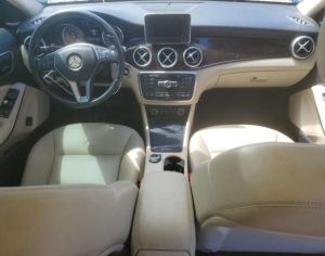 MERCEDES-BENZ GLA 250 2017 2.0 - 5