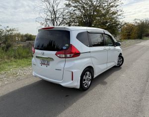 HONDA Freed 2013 1.5 - 4