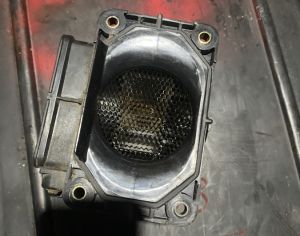 MITSUBISHI Carisma 1999-2004 - 2