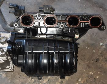 HYUNDAI Veloster 2011-2017 - 4