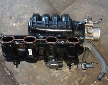 HYUNDAI Veloster 2011-2017 - 5