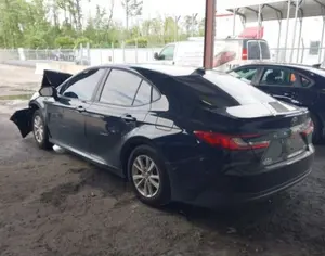 TOYOTA Camry 2025 2.5 - 6