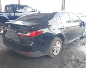 TOYOTA Camry 2025 2.5 - 7