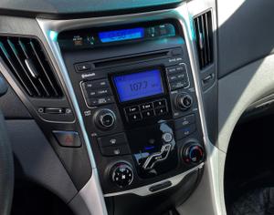HYUNDAI Sonata 2009-2015 - 2