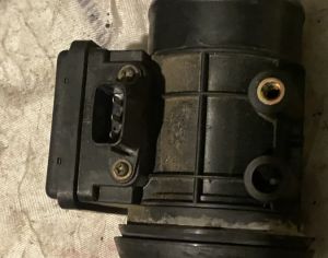 MAZDA 323 1997-2001 - 2