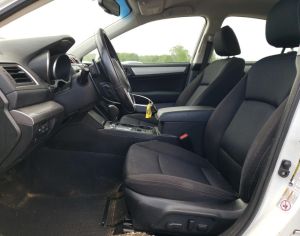 SUBARU Legacy 2016 2.5 - 8
