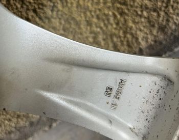 R18 VOLKSWAGEN Jetta 2005-2026 - 9