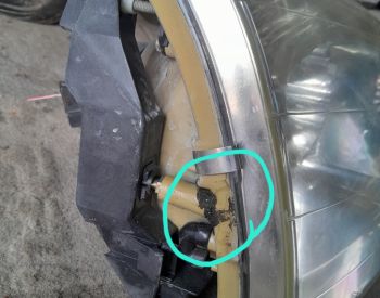 TOYOTA Sequoia 1999-2006 - 2