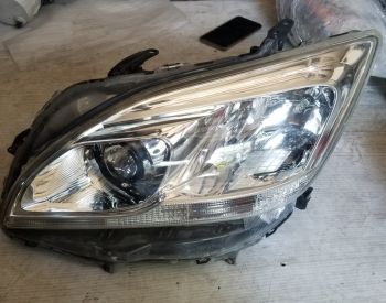 TOYOTA Mark X Zio 2007-2013