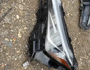 LEXUS UX 2020-2024 - 11