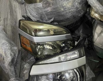 TOYOTA VOXY 2002-2008 - 1