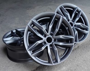 R18 AUDI / MERCEDES-BENZ - 1